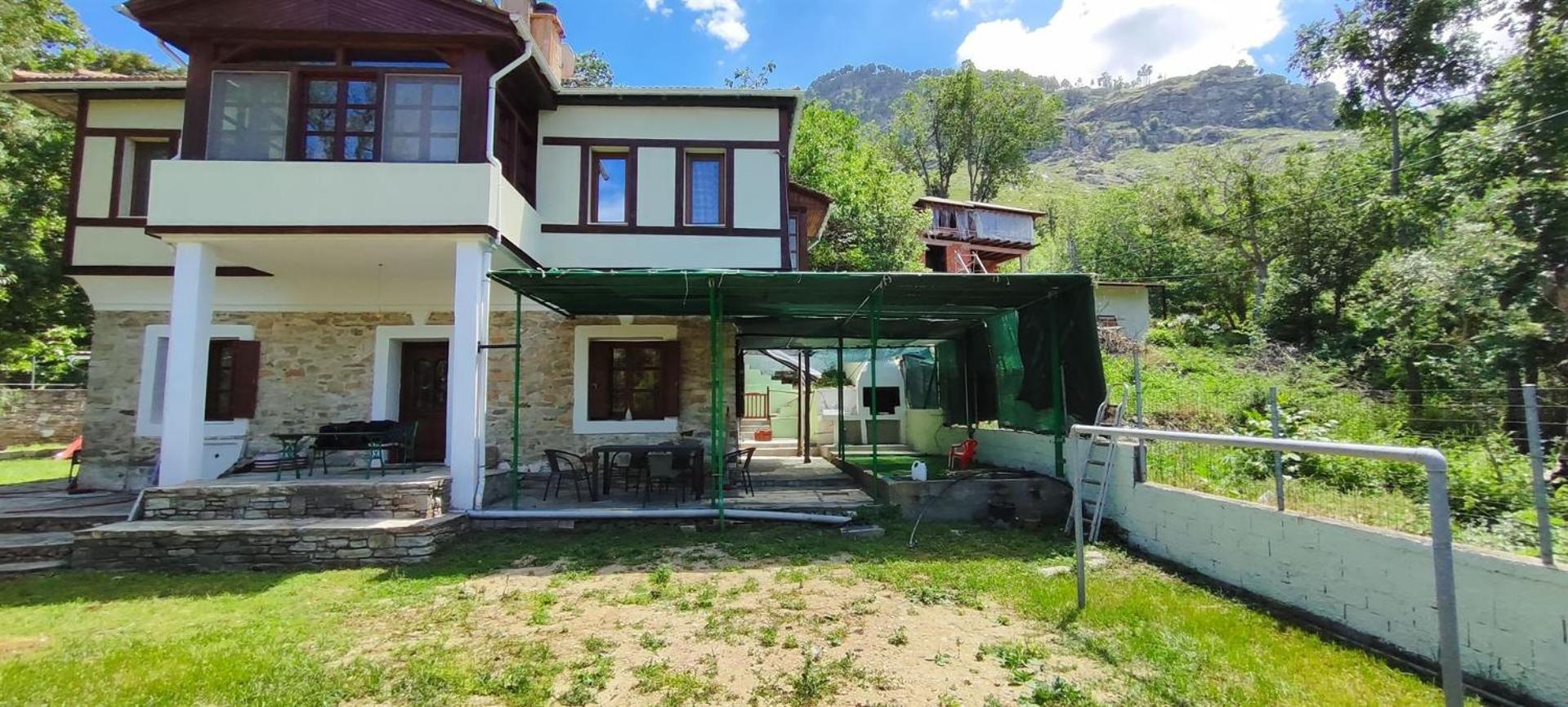 Villa Doctors' House Mikros Prinos Exterior foto